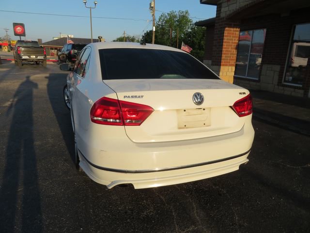 Used 2015 Volkswagen Passat 3.6 SEL Premium FWD image 6