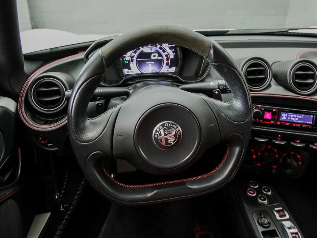 Used 2018 Alfa Romeo 4C Coupe w/ Coupe Track Package 1 RWD image 28