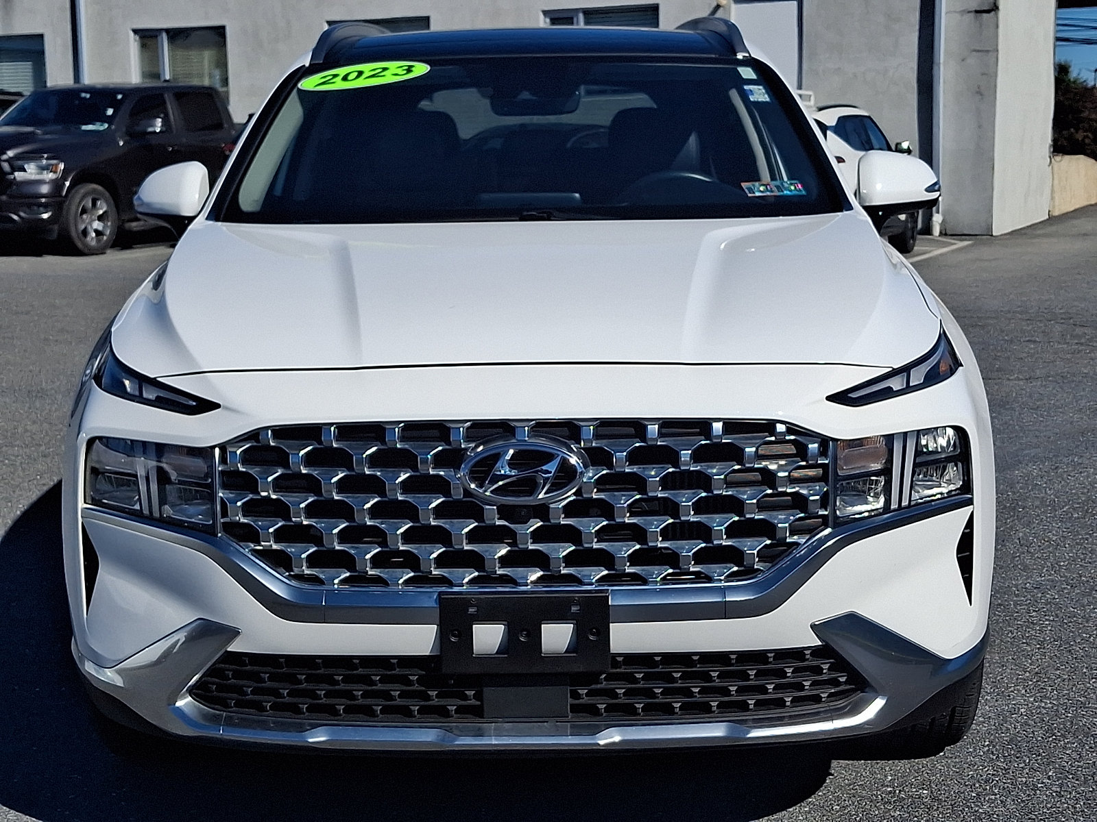 Certified 2023 Hyundai Santa Fe SEL Premium AWD/4WD image 2