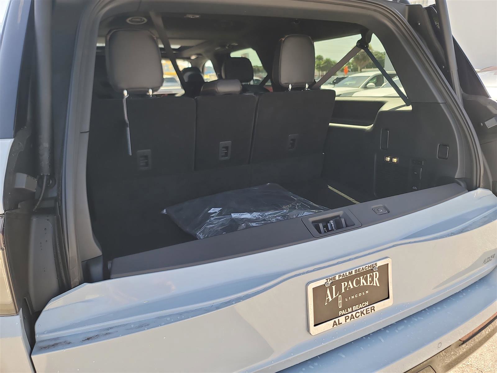 New 2025 Lincoln Navigator L Black Label image 31