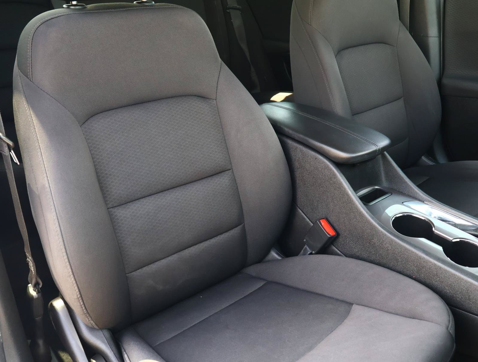 Used 2019 Chevrolet Malibu LT w/ Driver Confidence Package II FWD image 14
