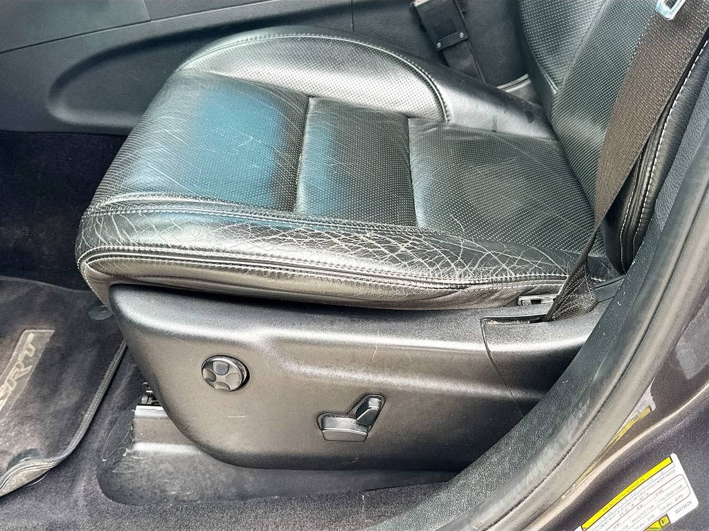 Used 2016 Jeep Grand Cherokee SRT AWD/4WD image 23