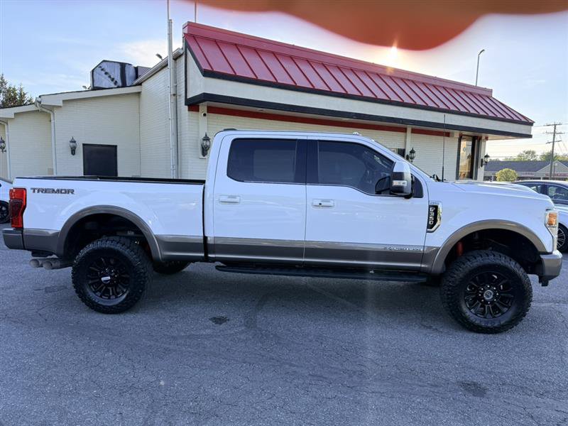 Used 2022 Ford F350 King Ranch w/ Tremor Off-Road Package AWD/4WD image 4