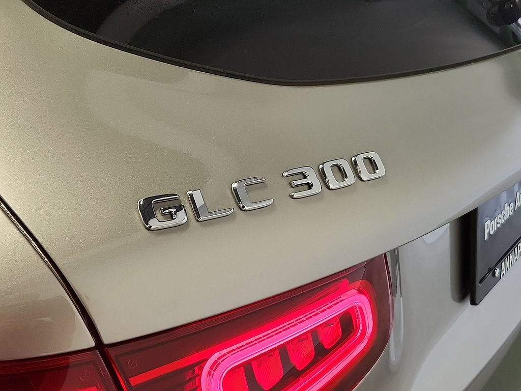Used 2021 Mercedes-Benz GLC 300 4MATIC w/ Exterior Lighting Package image 31