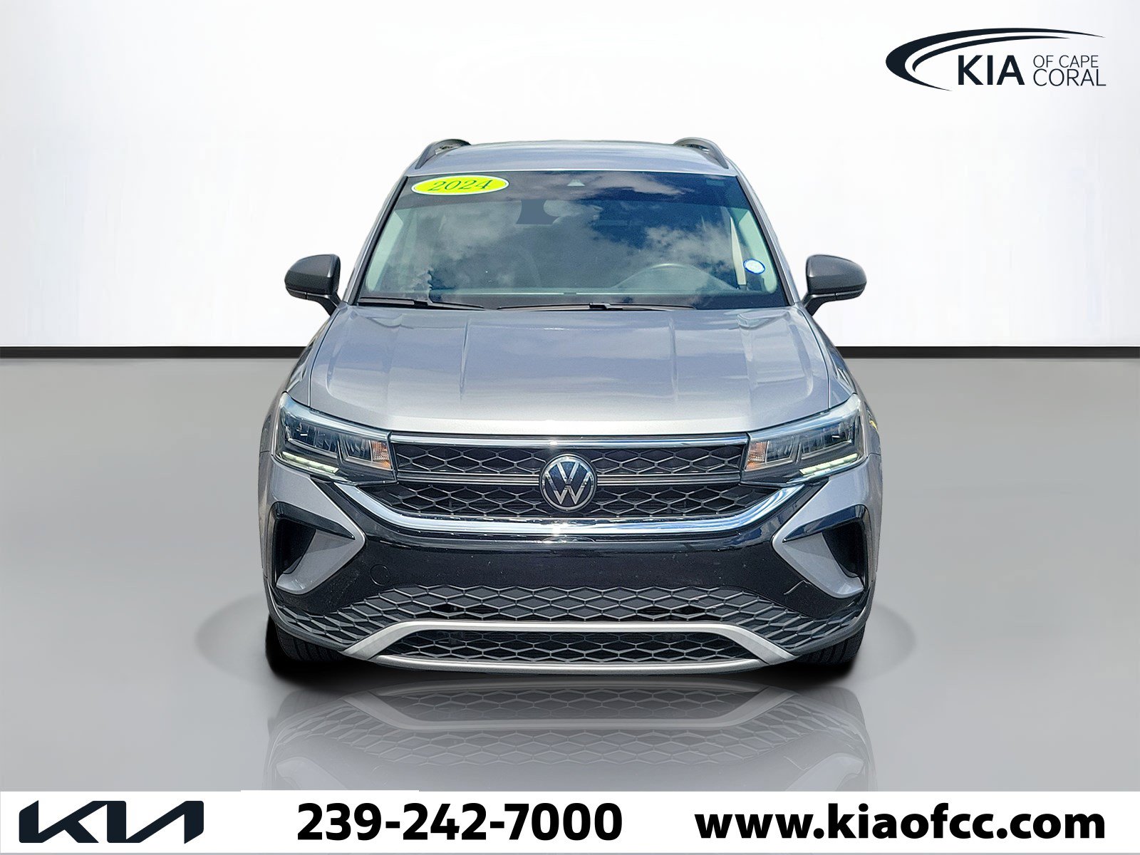 Used 2024 Volkswagen Taos S FWD image 2