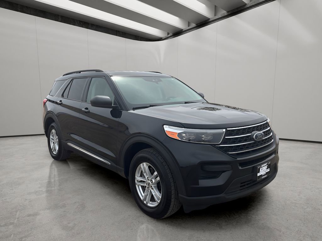 Used 2021 Ford Explorer XLT image 7