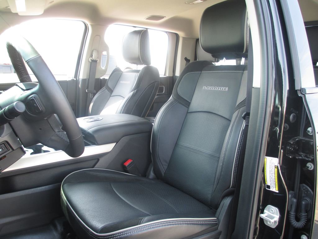 Used 2024 RAM 4500 Laramie AWD/4WD image 20