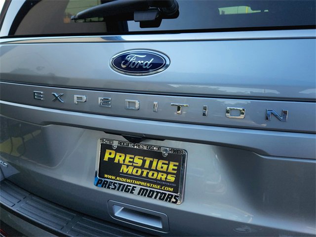 Used 2024 Ford Expedition XLT image 12