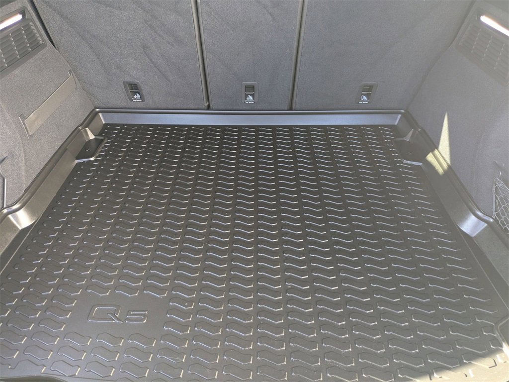 Used 2024 Audi Q5 2.0T Premium Plus w/ Premium Plus Package image 35