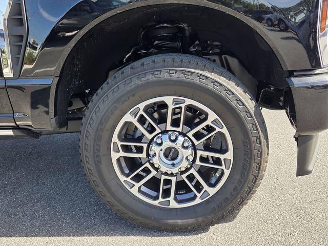 Certified 2026 Ford F350 Platinum w/ Platinum Plus Package image 12