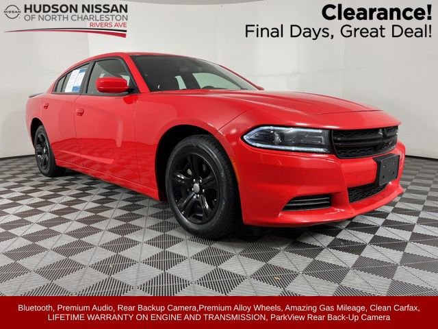 Used 2022 Dodge Charger SXT image 1