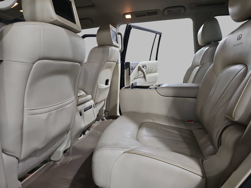 Used 2012 INFINITI QX56 4WD w/ Deluxe Touring Pkg image 19