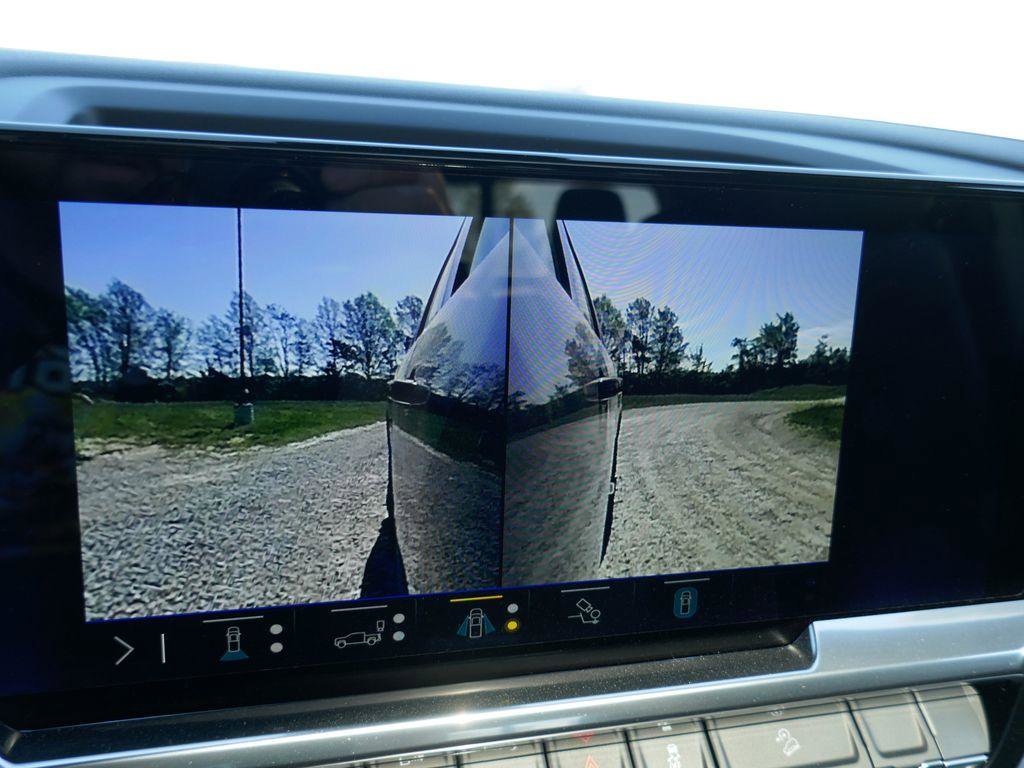 New 2026 Chevrolet Silverado 2500 LTZ w/ LTZ Plus Package AWD/4WD image 35