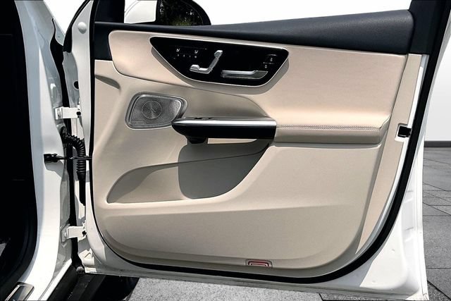 Certified 2026 Mercedes-Benz GLC 300 4MATIC image 32