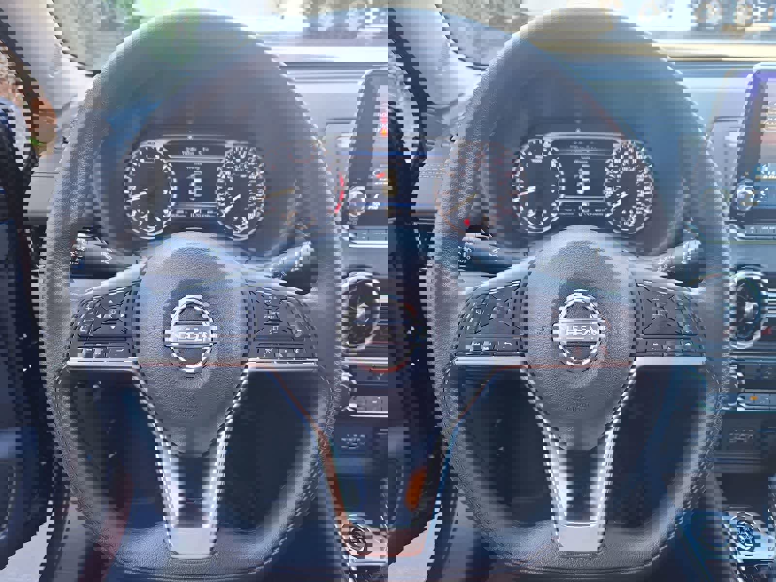 Used 2024 Nissan Sentra SV FWD image 21