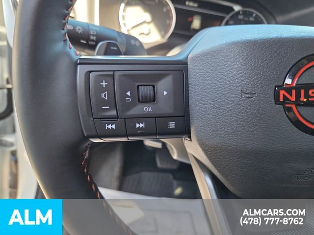 Used 2025 Nissan Rogue SV image 22