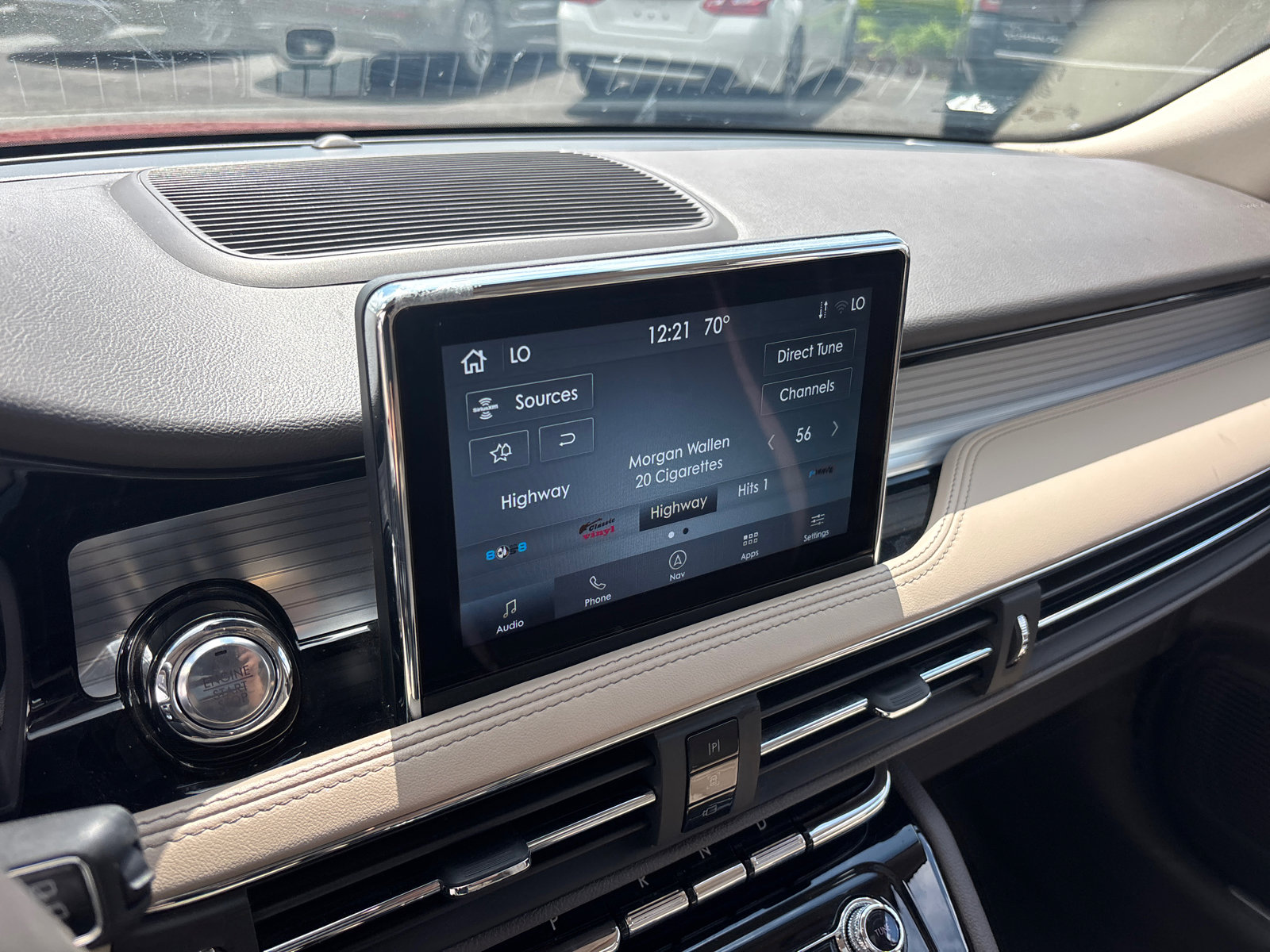 Used 2022 Lincoln Corsair AWD w/ Premium Package image 19