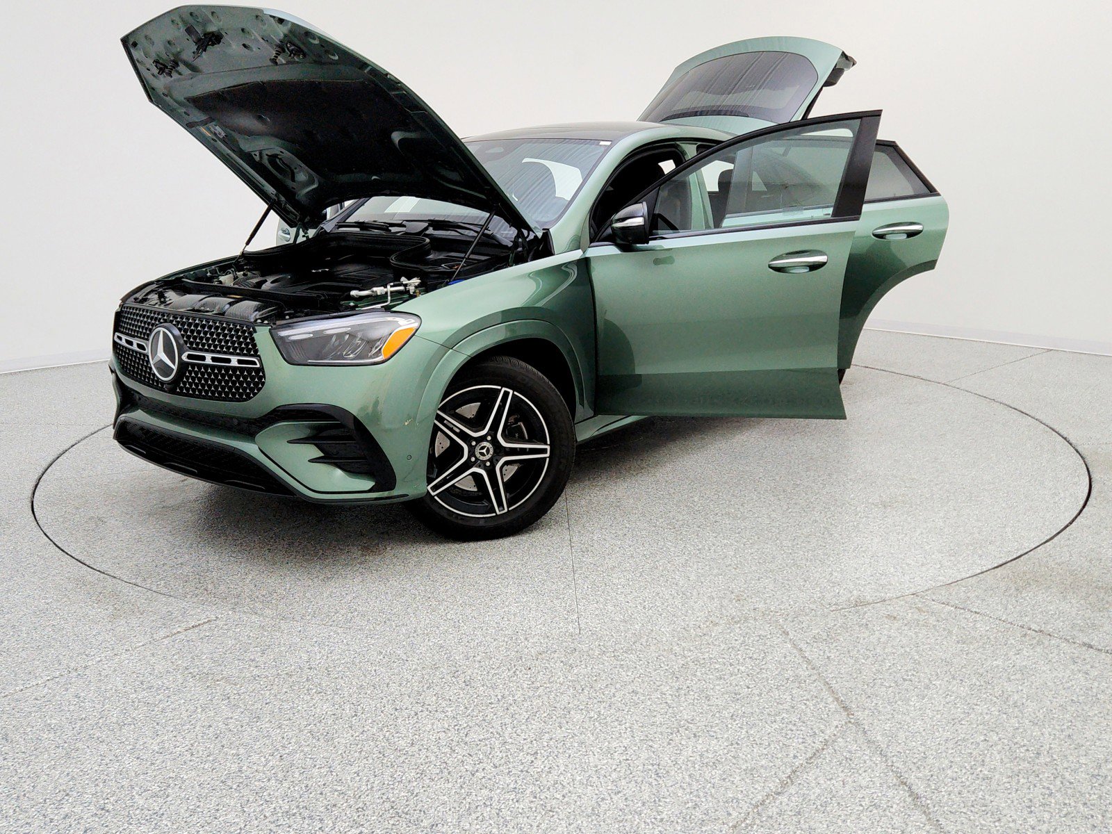 Certified 2025 Mercedes-Benz GLE 450 4MATIC Coupe w/ Winter Package image 15