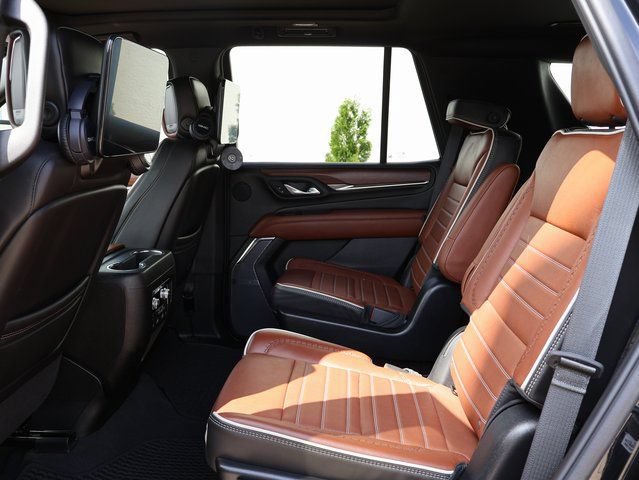 Used 2024 GMC Yukon Denali Ultimate AWD/4WD image 19