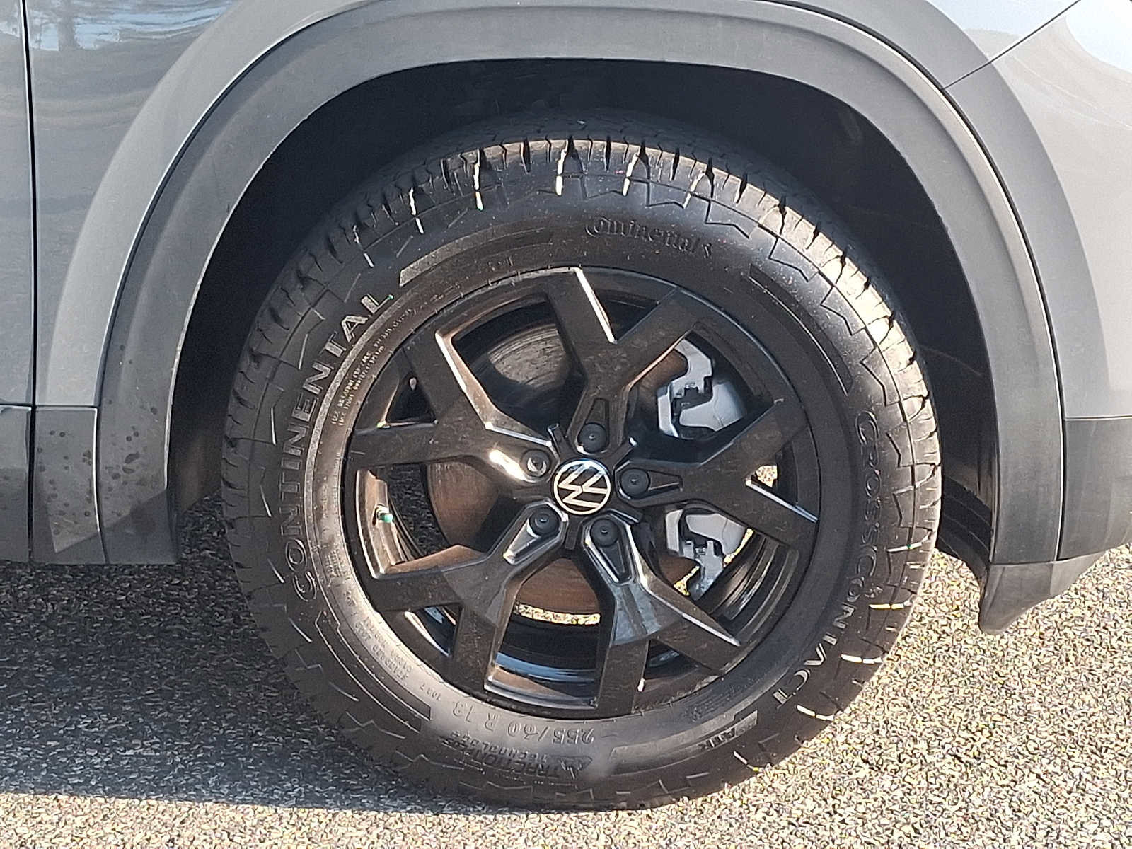 Used 2025 Volkswagen Atlas Peak Edition SE AWD/4WD image 8