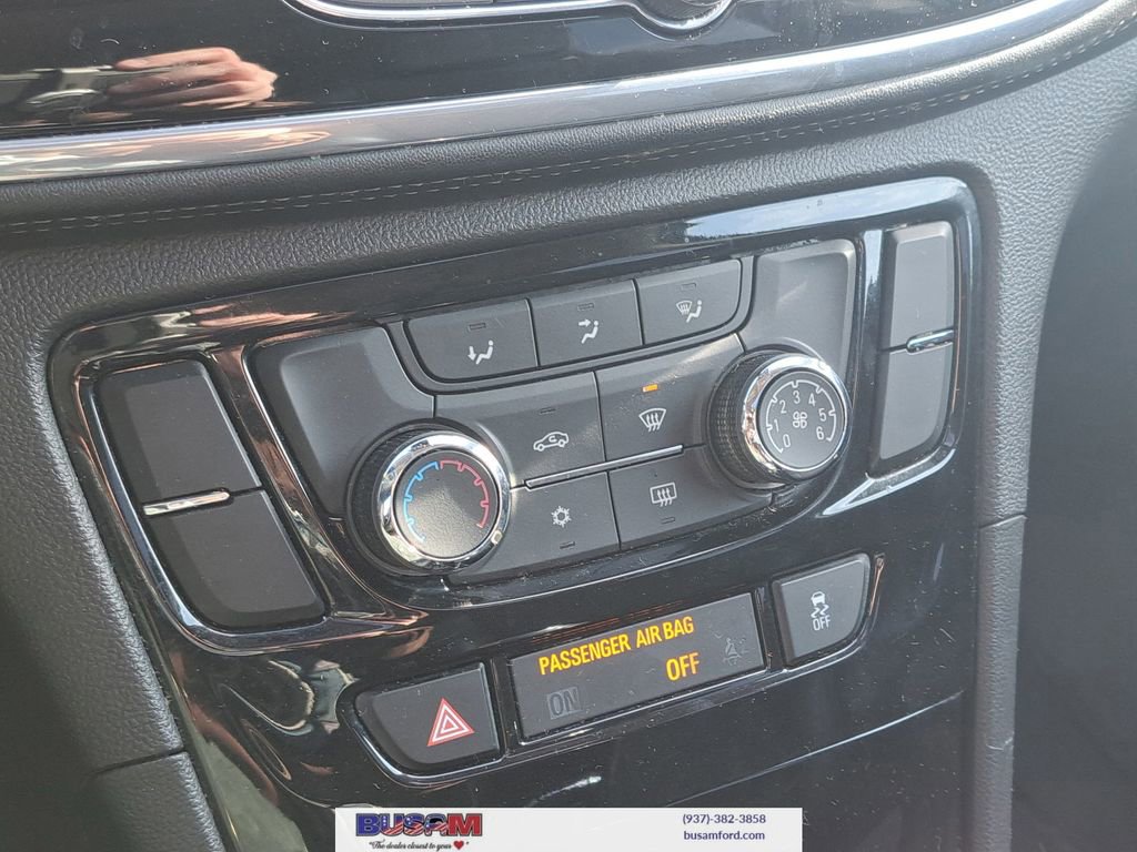 Used 2020 Buick Encore Preferred image 19