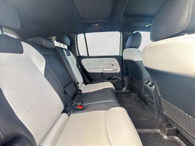 Used 2022 Mercedes-Benz GLB 250 4MATIC image 19