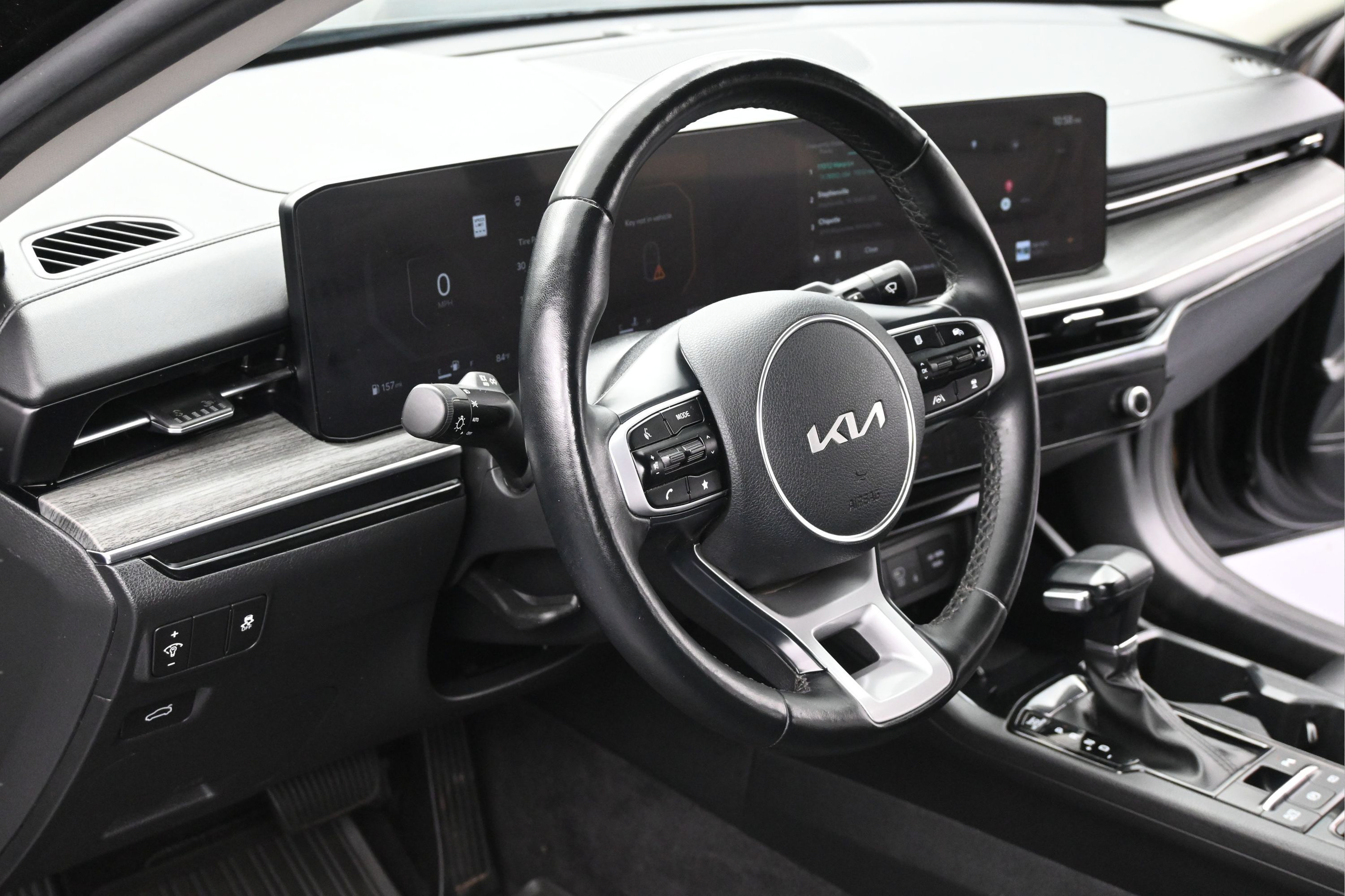Used 2025 Kia K5 EX FWD image 12