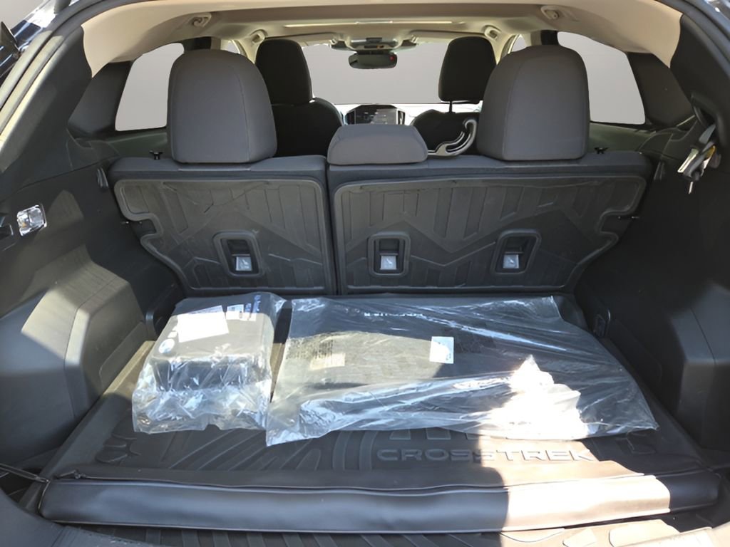 Used 2024 Subaru Crosstrek 2.0i Premium image 16