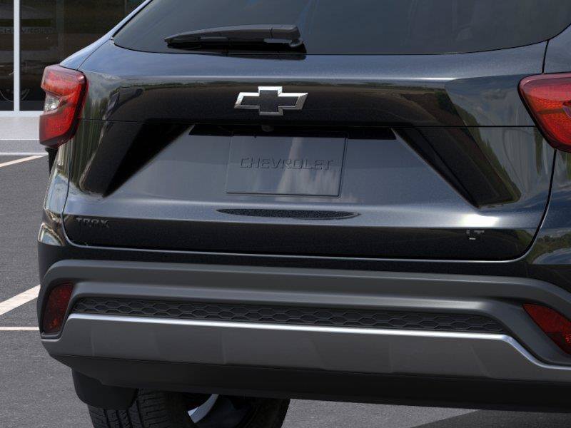New 2026 Chevrolet Trax LT w/ Sunroof Package FWD image 15
