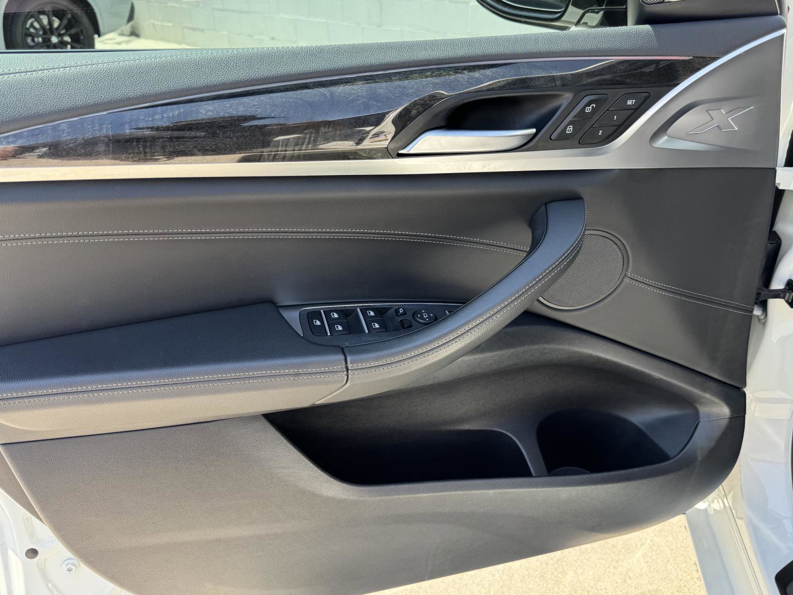 Used 2019 BMW X4 M40i w/ Premium Package image 16