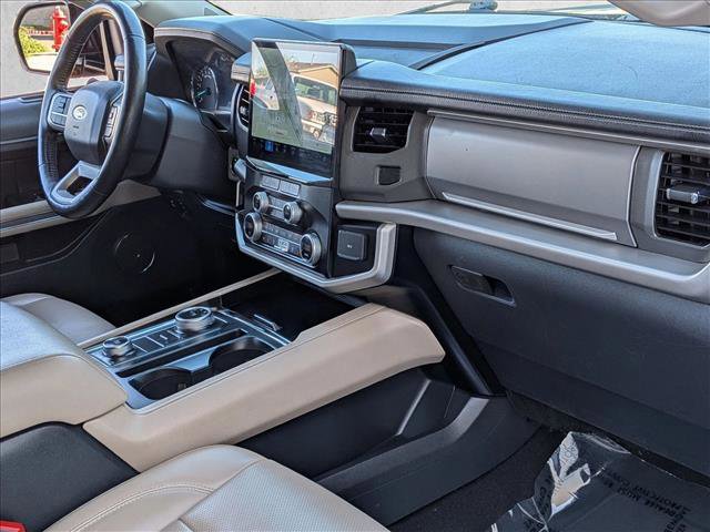 Used 2024 Ford Expedition XLT AWD/4WD image 23