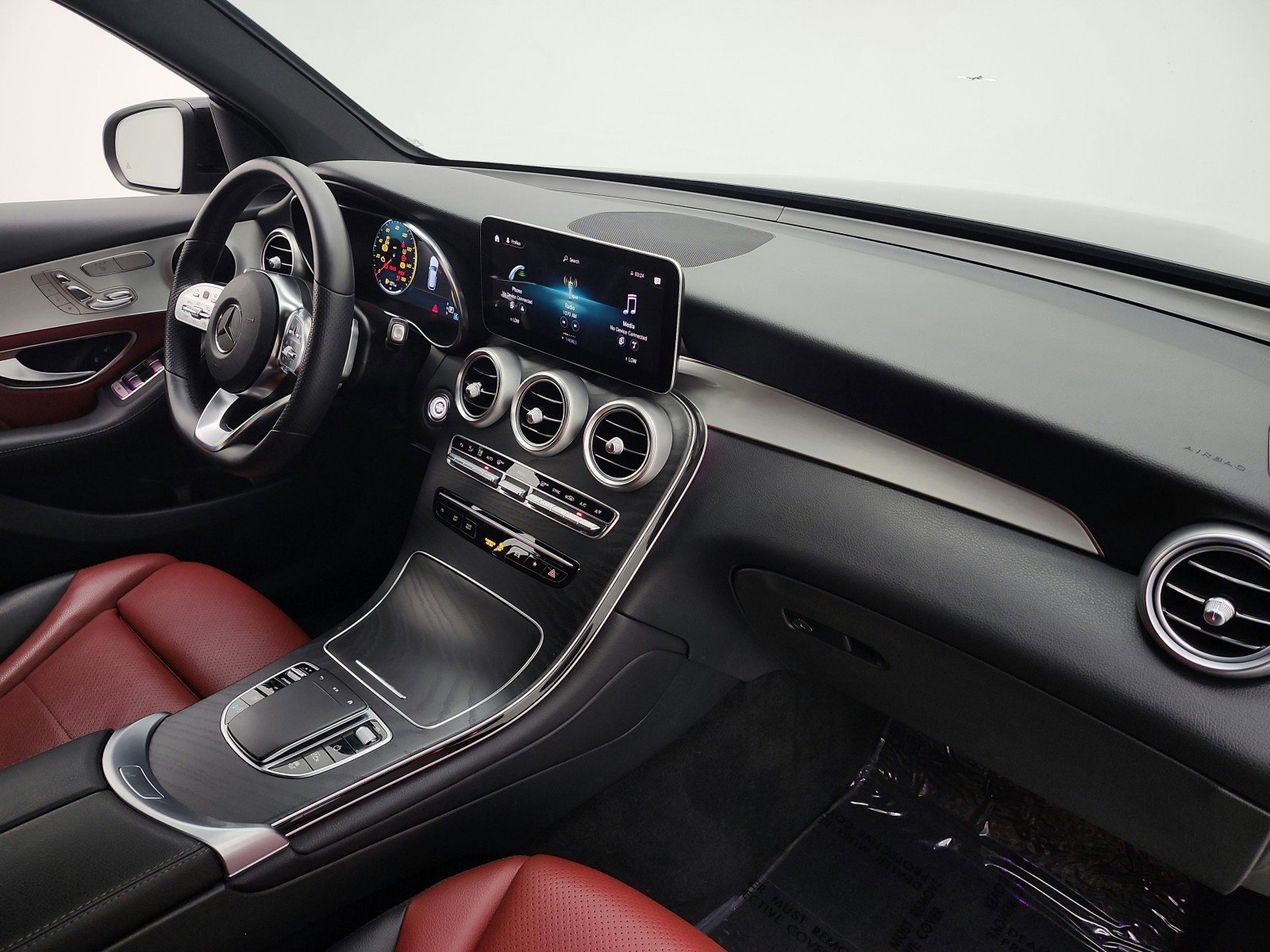 Used 2022 Mercedes-Benz GLC 300 image 35