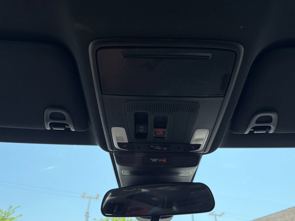 Used 2025 Honda Accord Sport image 38