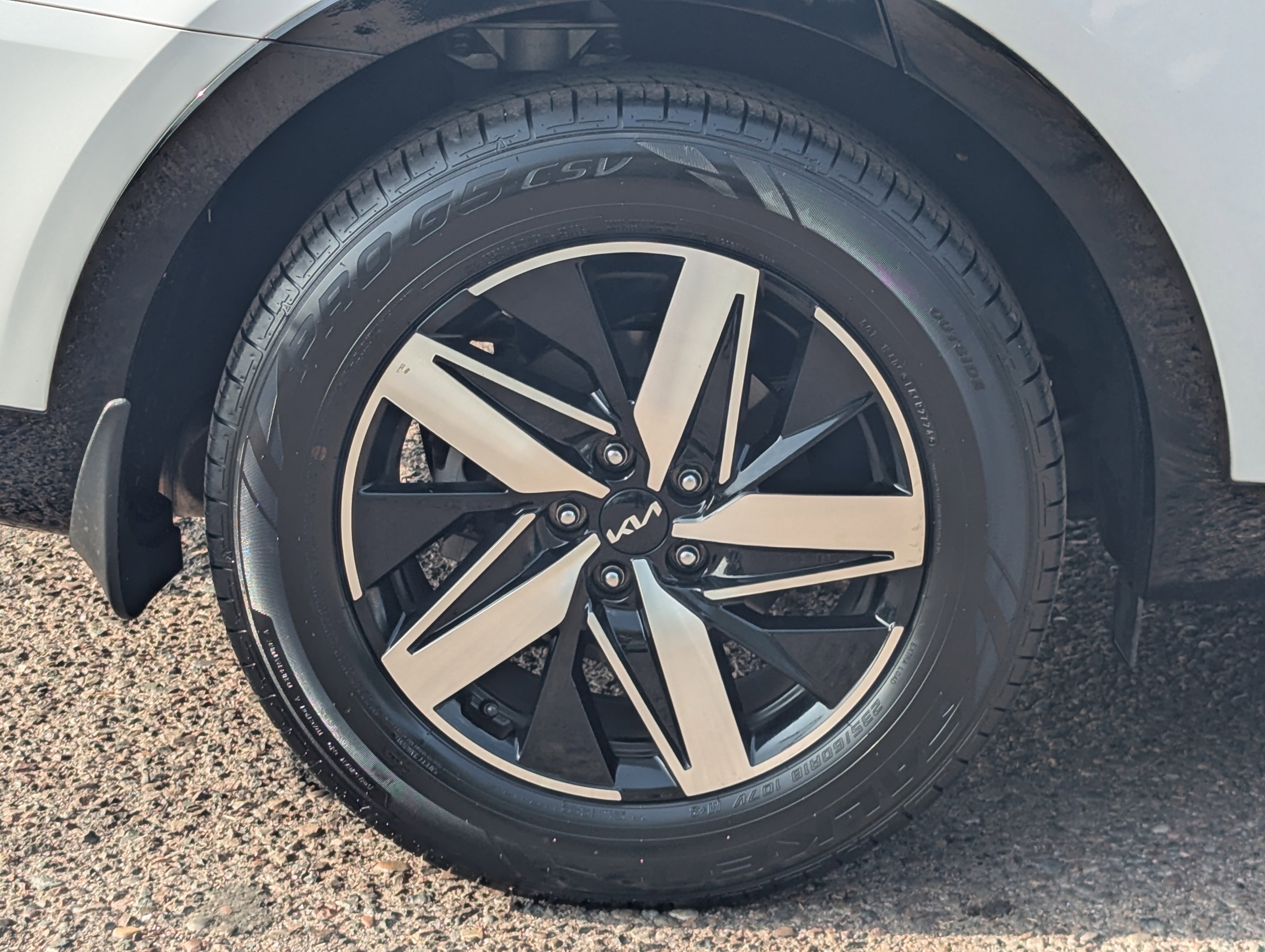 Certified 2022 Kia Sorento S image 7