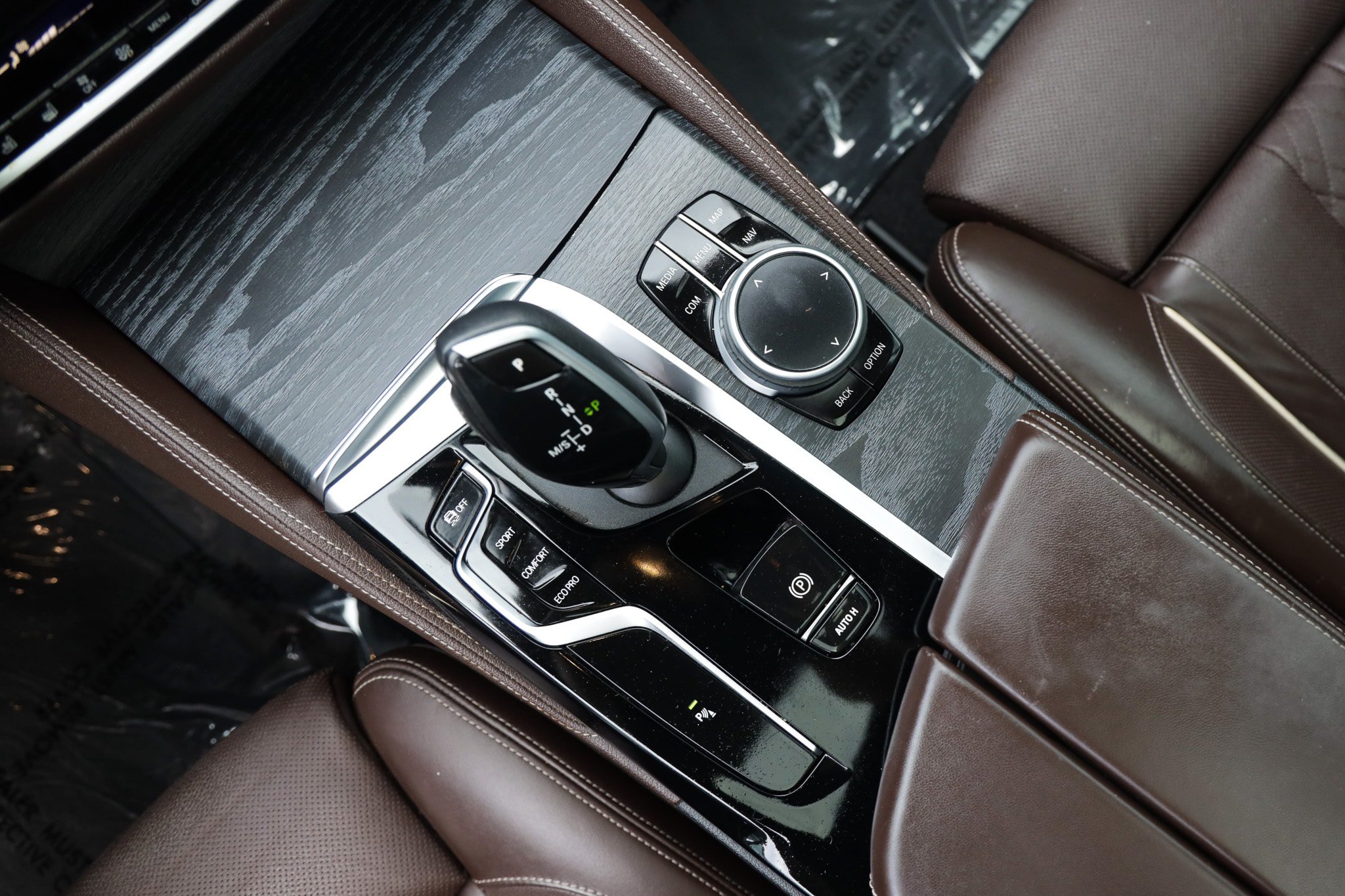 Used 2022 BMW 540i w/ M Sport Package RWD image 42