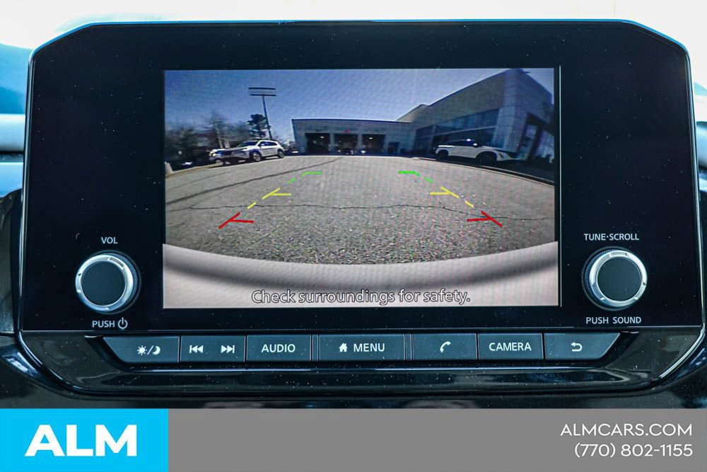 Used 2024 Nissan Pathfinder SV FWD image 38