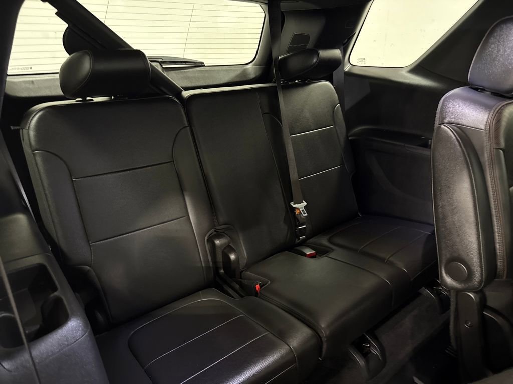Certified 2022 Chevrolet Traverse High Country w/ LPO, 'HIT The Road' Package image 13