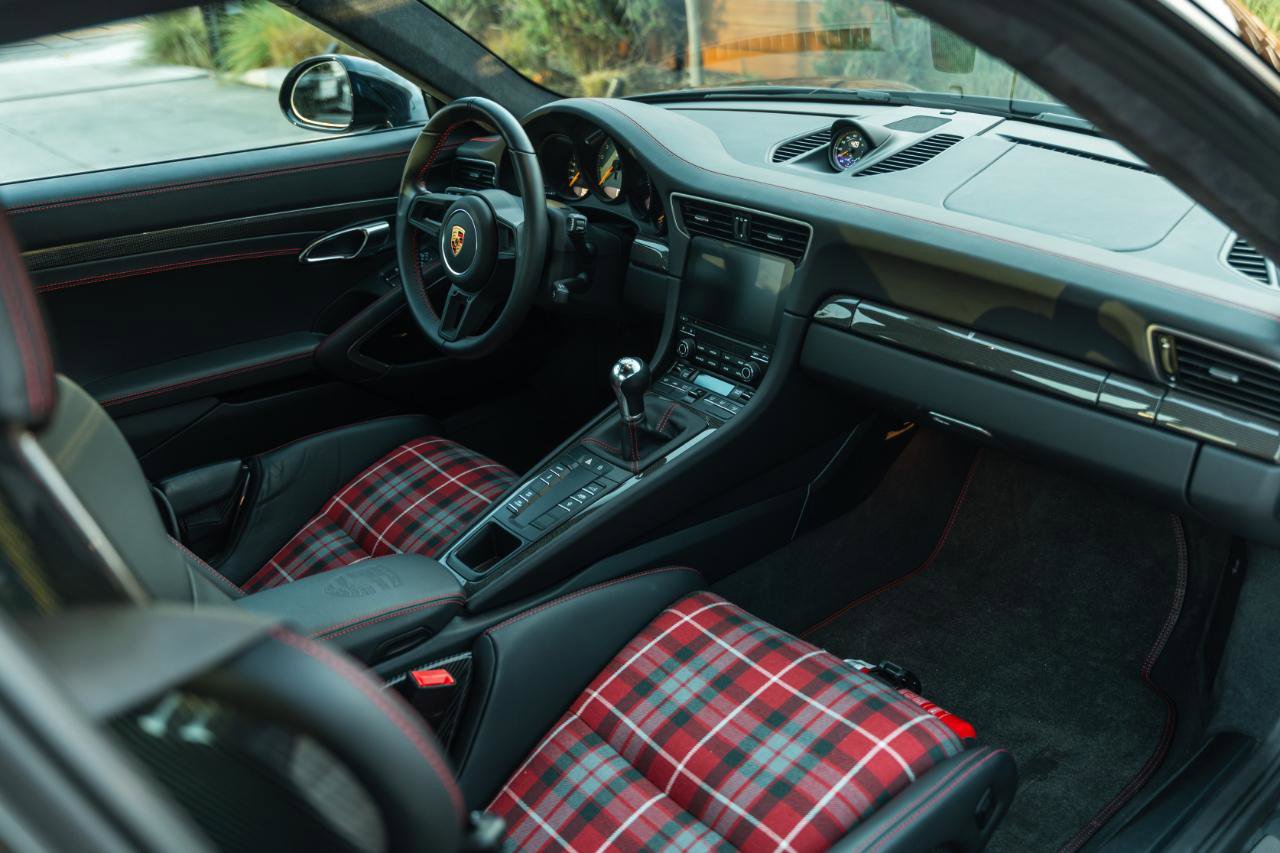 Used 2019 Porsche 911 GT3 image 58