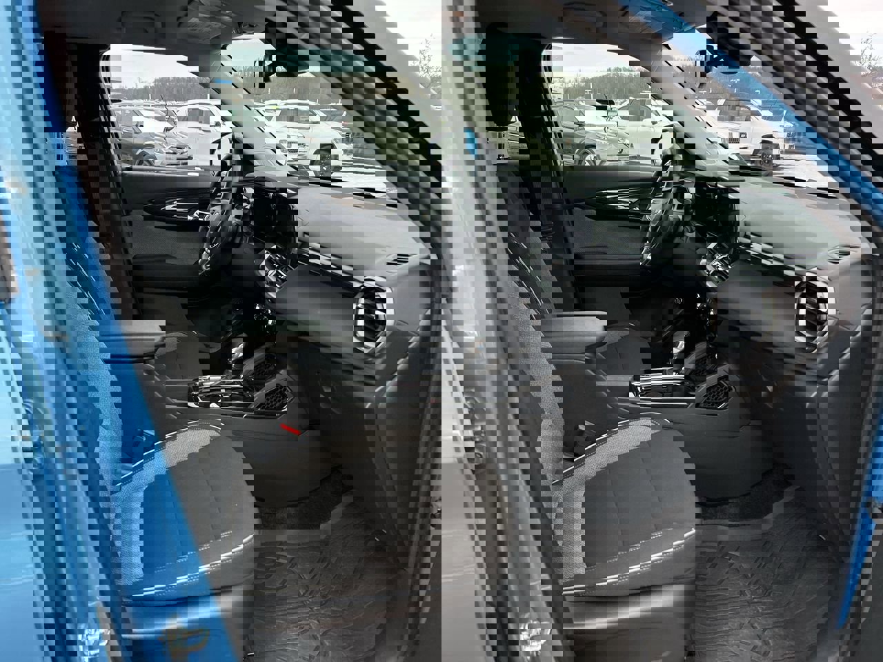 Used 2025 Chevrolet TrailBlazer LT w/ Convenience Package image 13