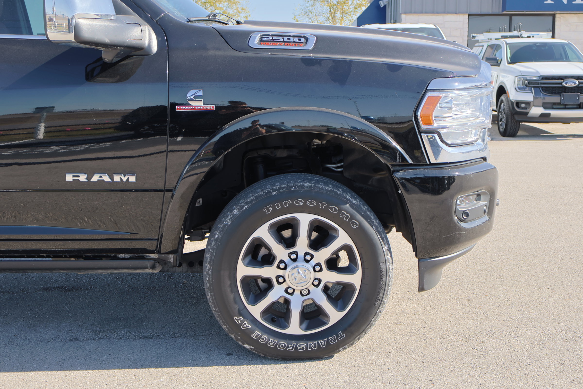 Used 2024 RAM 2500 Limited w/ Towing Technology Group image 13