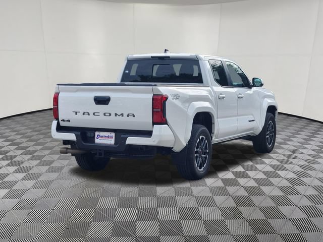 Used 2024 Toyota Tacoma TRD Sport w/ TRD Sport Premium Package AWD/4WD image 5