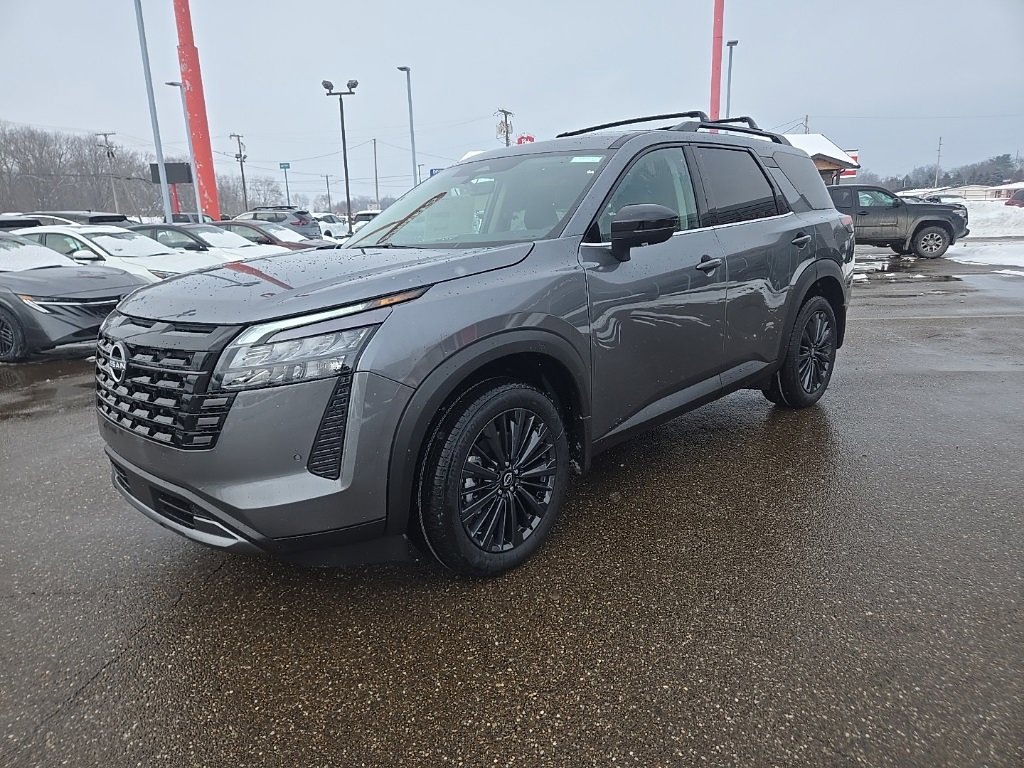 New 2026 Nissan Pathfinder SL w/ SL Premium Package image 4