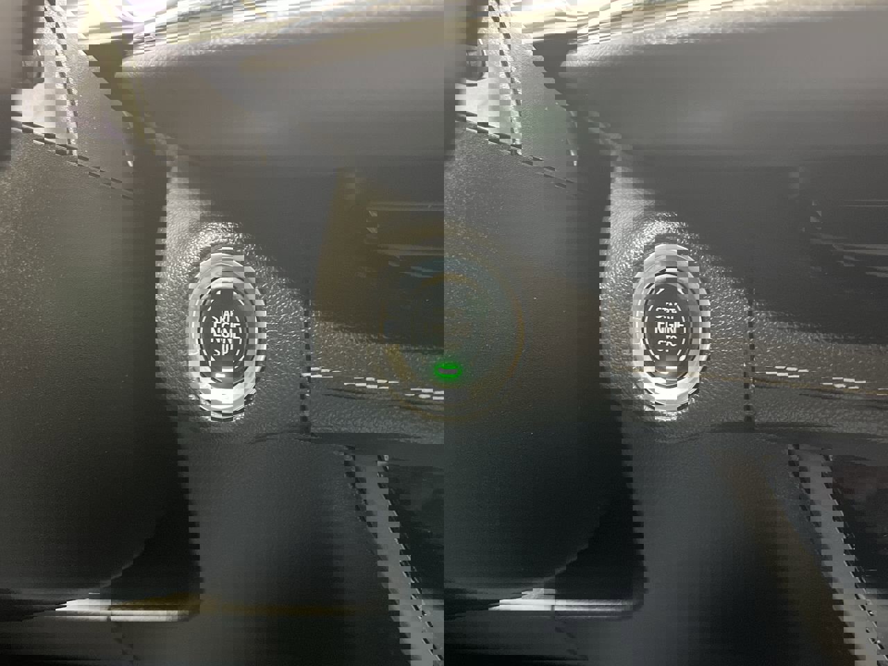 Certified 2022 Buick Envision Essence w/ Technology Package I image 22