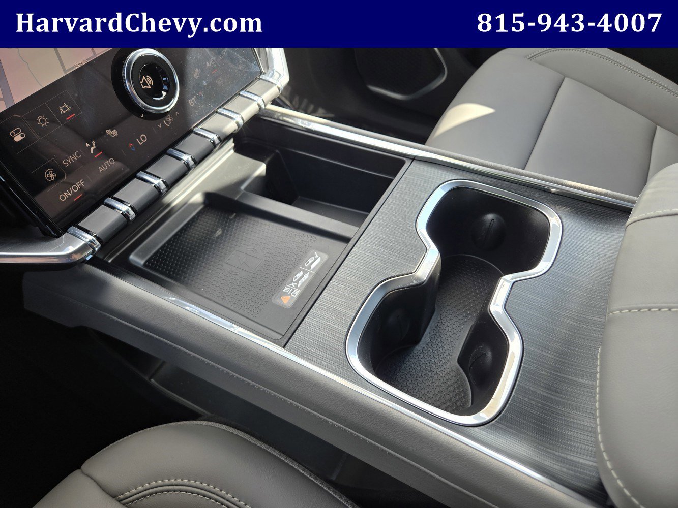 Used 2025 GMC Acadia Elevation w/ Elevation Premium Package image 10