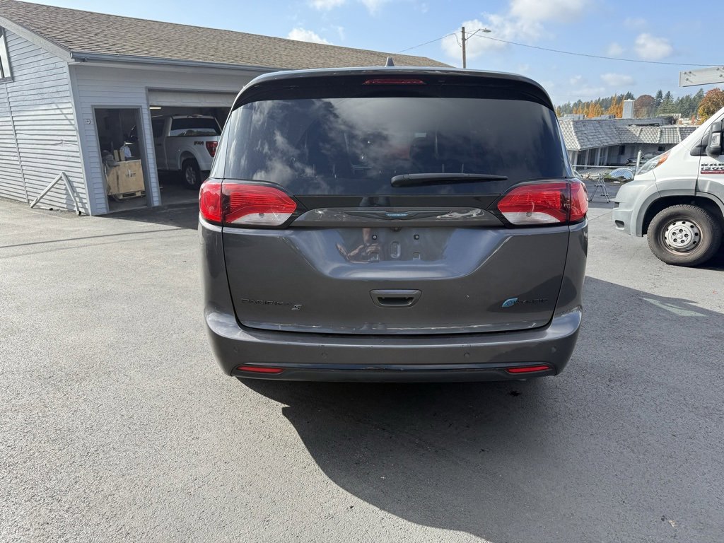 Used 2020 Chrysler Pacifica Limited w/ Advanced Safetytec Group image 4