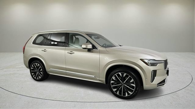 New 2026 Volvo XC90 T8 Plus w/ Protection Package Premier AWD/4WD image 2