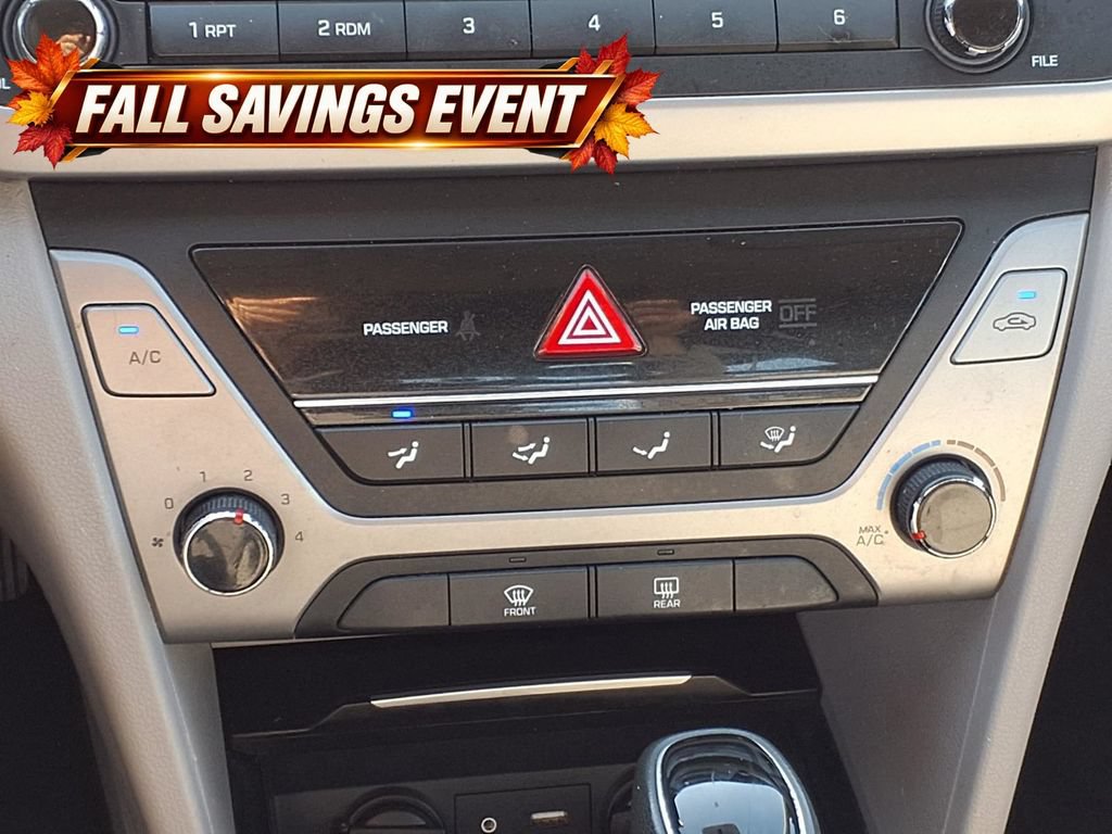 Used 2018 Hyundai Elantra SE FWD image 24
