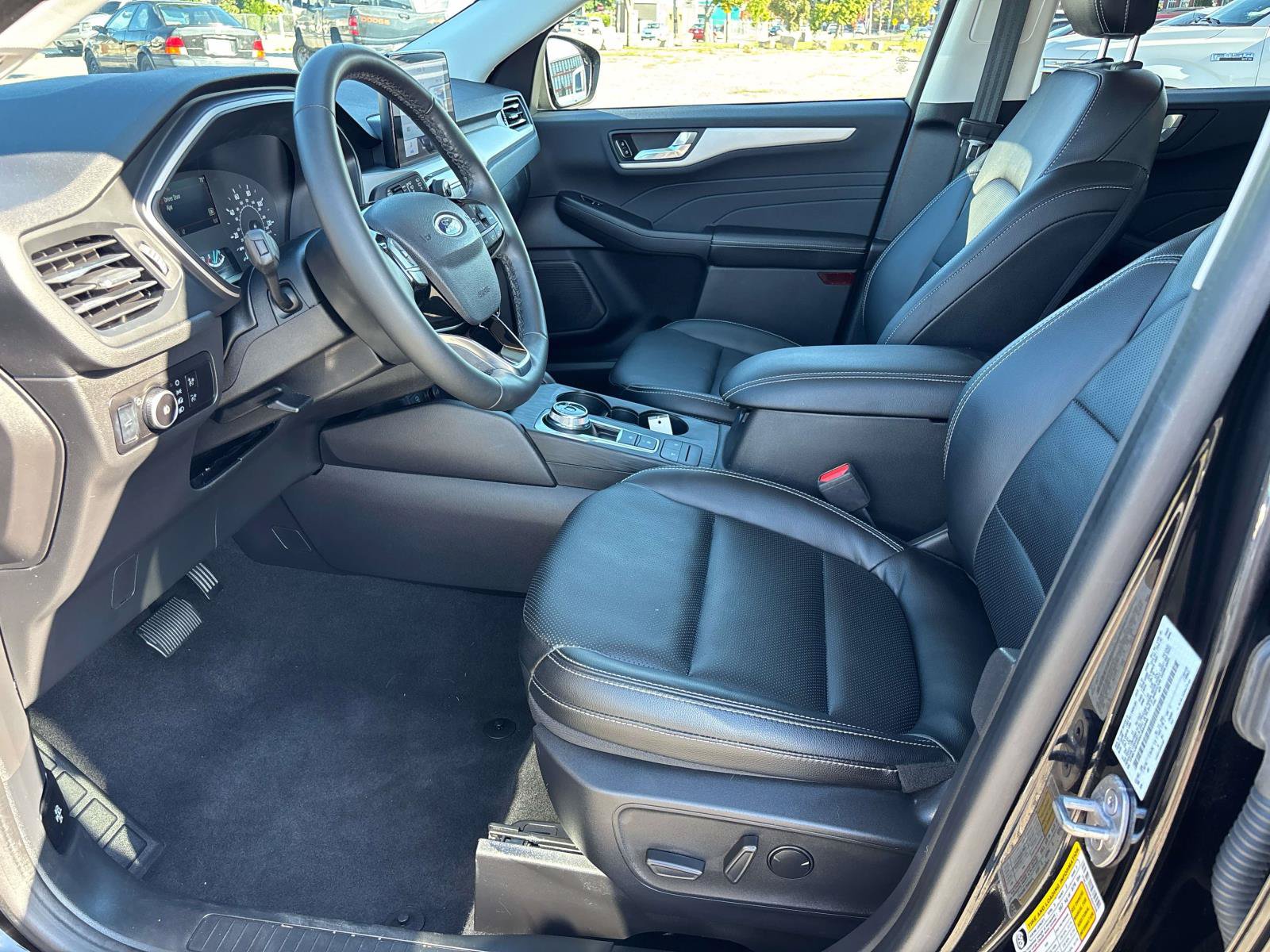 Used 2022 Ford Escape SEL AWD/4WD image 7
