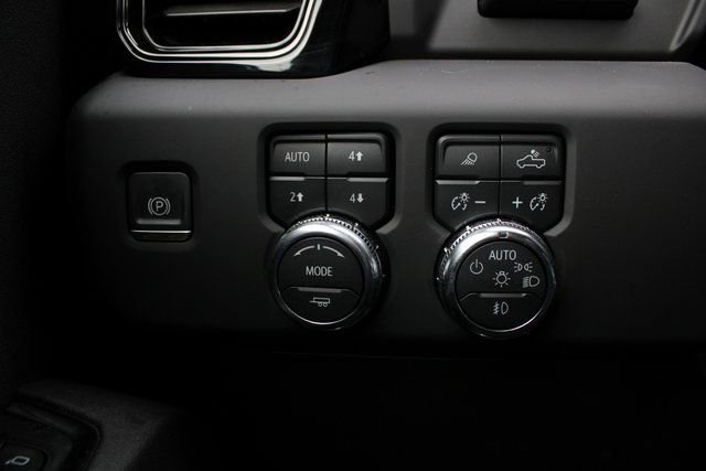 Used 2024 GMC Sierra 2500 AT4 w/ AT4 Premium Plus Package image 22