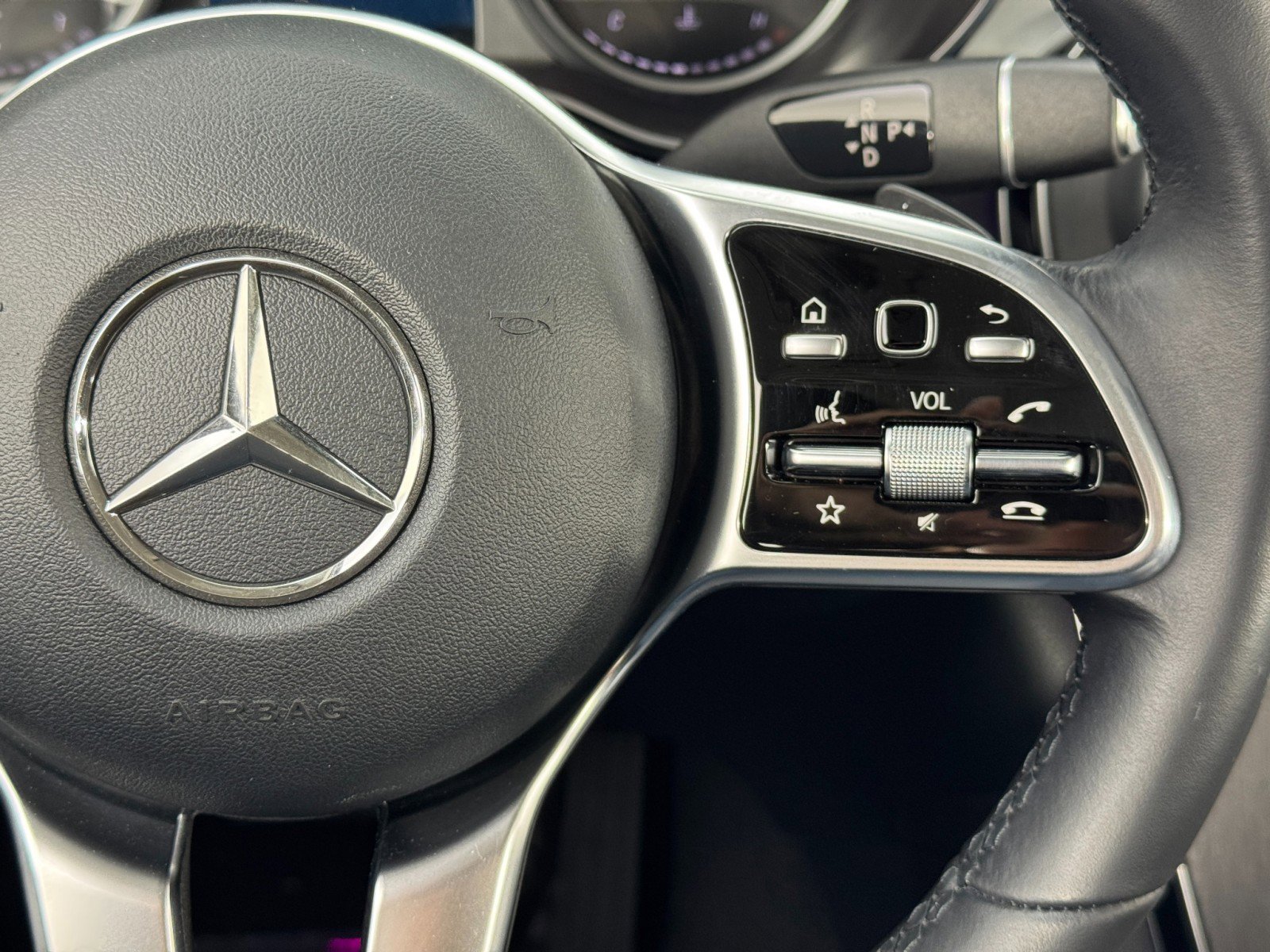 Used 2021 Mercedes-Benz GLC 300 w/ Premium Package image 22